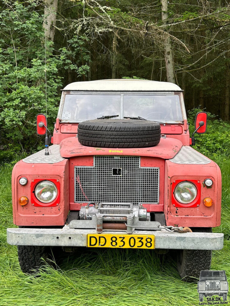 A Land Rover Series III with a "late Series IIa maltese grill"