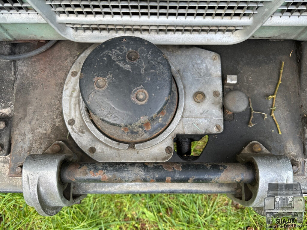 An old Capstan Winch on a 1981 Series III Land Rover