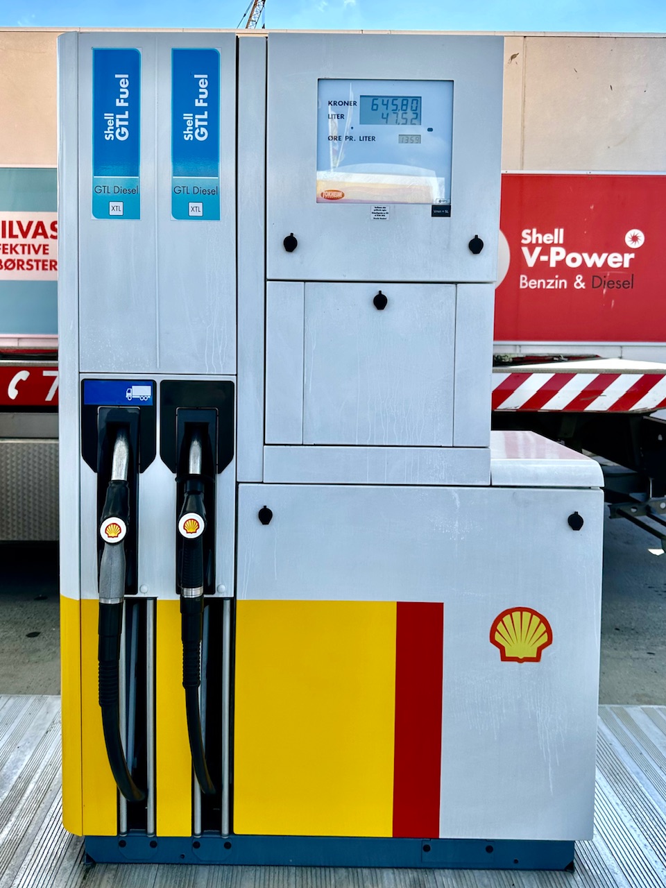 GTL Diesel pump at a Danish Shell station